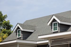 blog-7-Common-Roofing-Myths-in-Des-Moines-Roofing.jpg